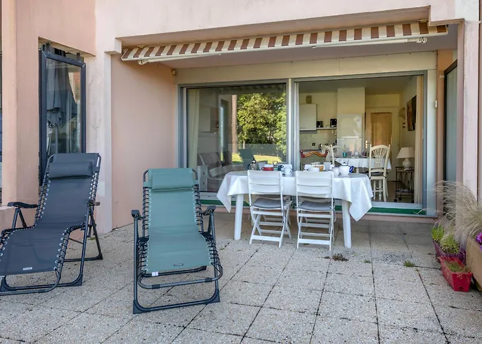 Bord De Mer, Rez-de-terrasse Pour 4, 公寓