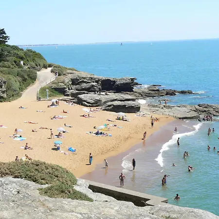 Bord De Mer, Rez-de-terrasse Pour 4, *