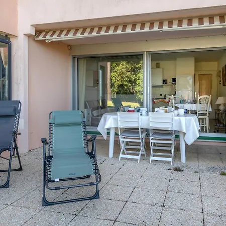Bord De Mer, Rez-de-terrasse Pour 4, 아파트