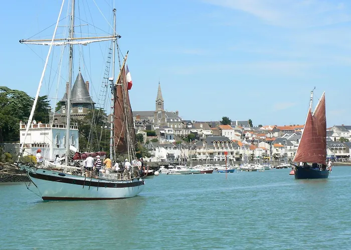 Bord De Mer, Rez-de-terrasse Pour 4, * Pornic