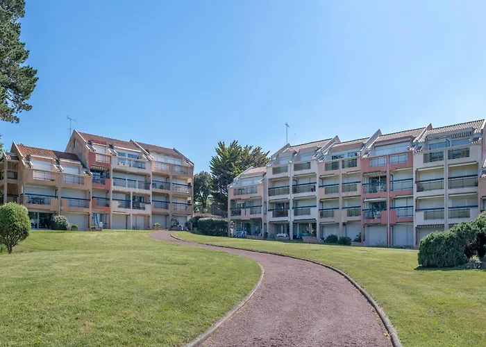 Bord De Mer, Rez-de-terrasse Pour 4, * Pornic